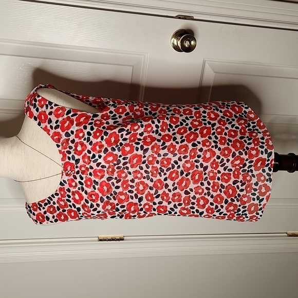 Cabi Flipside Red Floral Ruffle Blouse Size Small Style 5356 - Picture 2 of 11